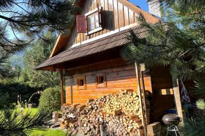 Exteriér ubytovania v obci Terchová – Vyšné Kamence, Romantická drevenica, Terchová