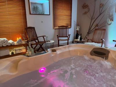 Vírivka v ubytovaní, Wellness Villa Liptov, Liptovská Sielnica