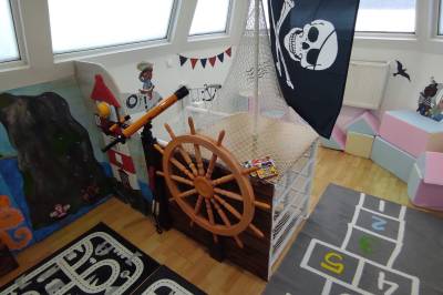 Herňa v kapitánskom mostíku Kajuty Noc, Kajuta 1958, Námestovo