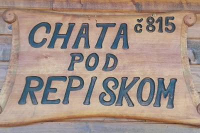 Chata pod Repiskom, Chata pod Repiskom, Oravské Veselé