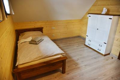 Chata Srdiečko - spálňa s 1-lôžkovou posteľou, Chalúpkovo Resort, Liptovská Štiavnica