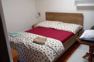 Apartmán na prízemí - spálňa s manželskou posteľou, Drevenica Kvačany, Kvačany