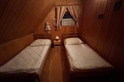 Spálňa s 1-lôžkovými posteľami, Drevenica na Liptove, Liptovské Sliače