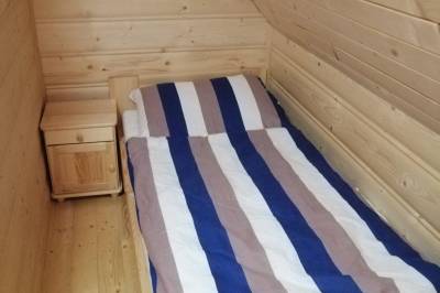 Spálňa s 1-lôžkovou posteľou, Chata na Vŕšku, Pribylina