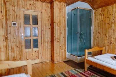 Veľká chata - spálňa s 1-lôžkovými posteľami, Chaty Katka, Oravský Biely Potok