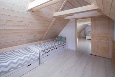 Spálňa s 1-lôžkovými posteľami, Chata Arónia, Pokryváč