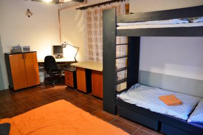 Spálňa s manželskou a poschodovou posteľou, Chalupa U Dobrého Hospodára, Turík