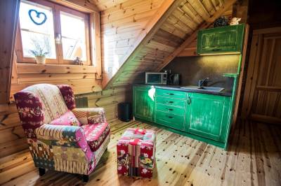Zelený apartmán - obývačka s kuchynkou, Villa Buky, Vysoké Tatry