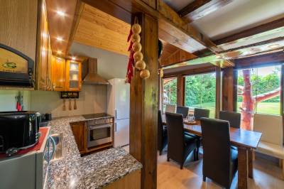 Chata Oregon - plne vybavená kuchyňa, MONTANA RESIDENCE - Zrub Montana a Chata Oregon, Bystrička