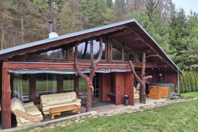 Chata Oregon - vírivka, MONTANA RESIDENCE - Zrub Montana a Chata Oregon, Bystrička