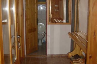 Kúpeľňa s toaletou, Chalupa Brucháč, Závadka nad Hronom