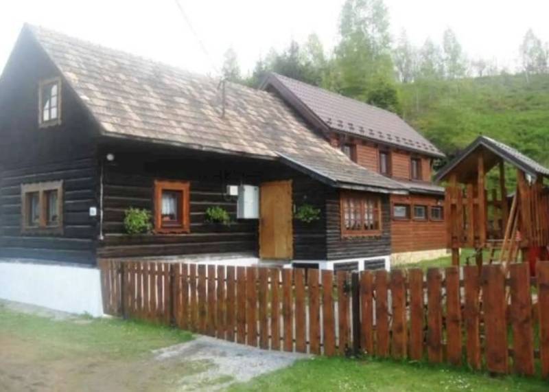 Exteriér ubytovania v obci Oravský Biely Potok, Chalupa Denisa, Oravský Biely Potok