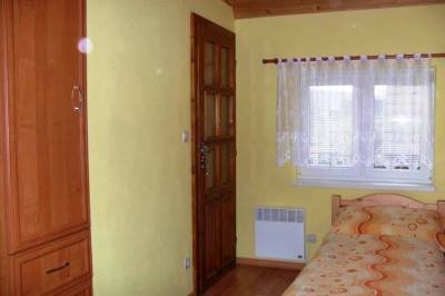 Apartmán B - nová časť - spálňa s 1-lôžkovou posteľou, Chalupa Denisa, Oravský Biely Potok