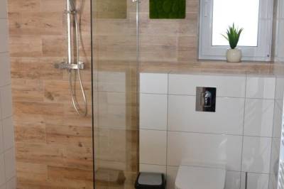 Kúpeľňa so sprchovacím kútom, Bungalow, Liptovský Ján