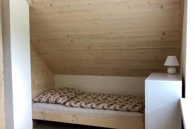 Spálňa s 1-lôžkovou posteľou, Chata Lívia, Banský Studenec