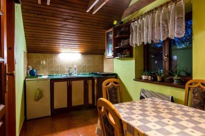 Apartmán - kuchynka s jedálenským sedením, Ubytovanie U Havrana, Turčianske Jaseno