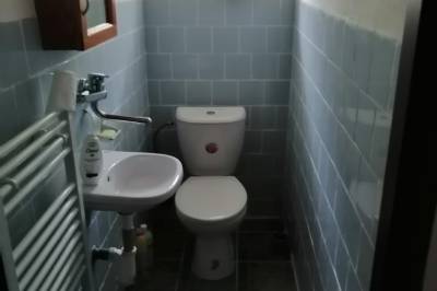 Samostatná toaleta, Batikova chalupa, Priepasné