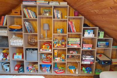 Knižnica a hračky pre deti, Drevenica Veľká Lesná, Veľká Lesná