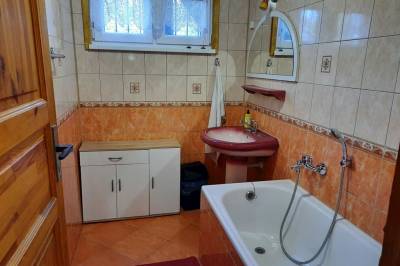Kúpeľňa s vaňou, Chata na Duchonke, Prašice