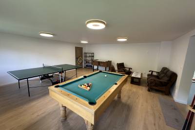 Herná, Zruby Oščadnica, Oščadnica