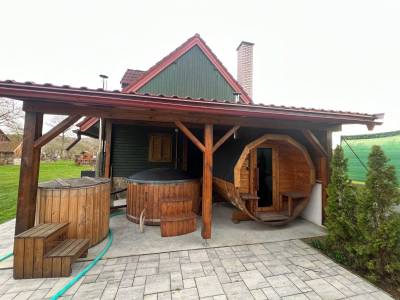 Wellness s kaďou a saunou, Chata v obci Kučín, Kučín
