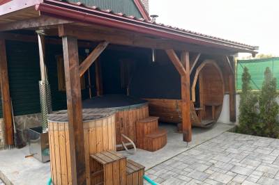 Wellness s kaďou a saunou, Chata v obci Kučín, Kučín