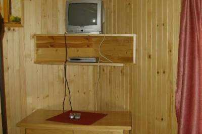 Trojlôžková chatka - TV v obývačke, Chaty Dagmar, Liptovský Mikuláš