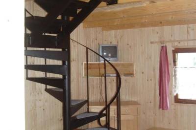 Šesťlôžková chatka - schodisko, Chaty Dagmar, Liptovský Mikuláš