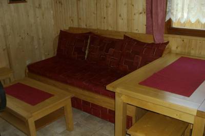 Šesťlôžková chatka - obývačka s gaučom, Chaty Dagmar, Liptovský Mikuláš