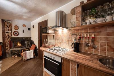 Spoločné priestory s kuchyňou-apartmánova časť, ZET Chalet & Wellness, Vyšné Ružbachy
