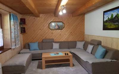 Chata Danka 1 - obývačka s gaučom, Chata Danka, Terchová