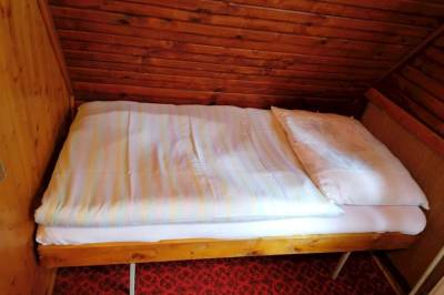 Spálňa s 1-lôžkovou posteľou, Chata Krpáčovo, Horná Lehota