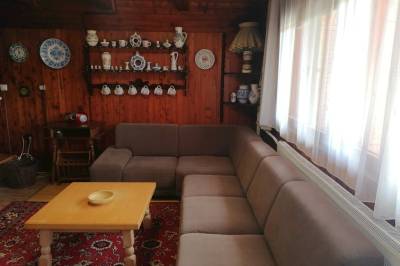 Obývačka s gaučom, Chata Krpáčovo, Horná Lehota
