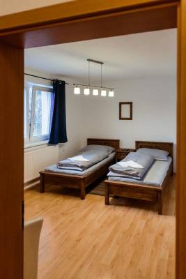 Dvojlôžkový apartmán - spálňa s 1-lôžkovými posteľami, Apartmány Hrady, Zuberec