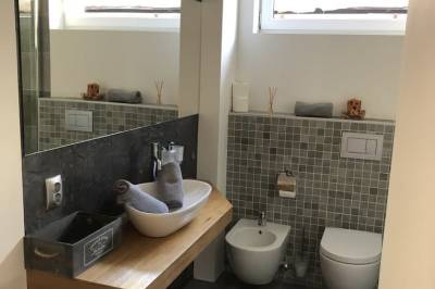 Kúpeľňa s toaletou a bidetom, Apartmán Laurin, Terchová