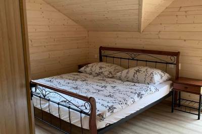 Spálňa s manželskou posteľou, Chata Simona, Oravská Jasenica