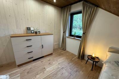 Spálňa s 1-lôžkovými posteľami a prístelkou, Chata pod Cigerníkom, Matiašovce