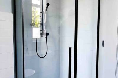 Kúpeľňa 1, sprchovací kút, VILA VLASTA - Rodinný apartmán, Vysoké Tatry