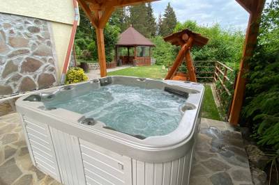 Vírivka, Chata Čremošné 105, Čremošné