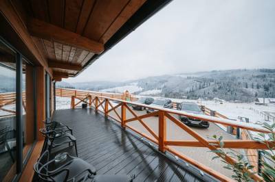 Zrub Azarka, Beňuš