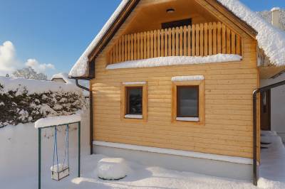 Chata pri Kaštieli Longevity Nature Retreat, Necpaly