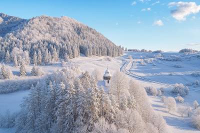 Chata pri Kaštieli Longevity Nature Retreat, Necpaly