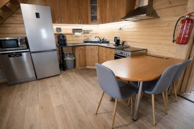 Chata pri Kaštieli Longevity Nature Retreat, Necpaly