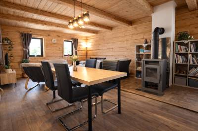 Chata pri Kaštieli Longevity Nature Retreat, Necpaly