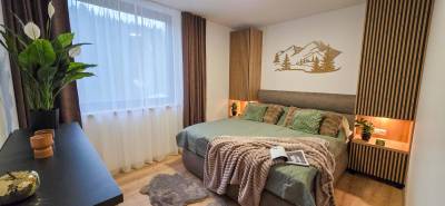 Spálňa s manželskou posteľou, Apartmanica Hrabovo 32 - 3A, Ružomberok