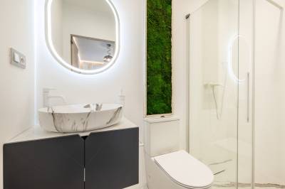 Vybavená kúpeľňa s toaletou, Kutica 5, Horné Hámre