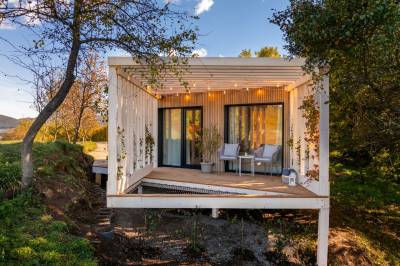 Terasa s posedením, pohodlnou sieťou a nezabudnuteľným výhľadom, Kutica 5, Horné Hámre