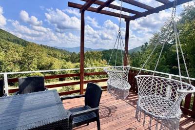 Terasa so sedením a výhĺadom, Chata pod Horou - Nová Baňa, Nová Baňa