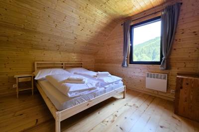Spálňa s manželskou posteľou, Chata Travel, Horná Mariková