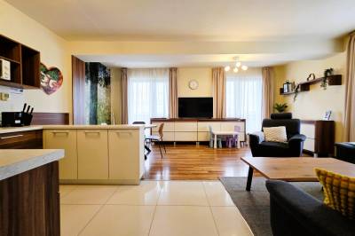 Priestranný apartmán 65 m², Apartmán TRAVEL Veľká Lomnica, Veľká Lomnica